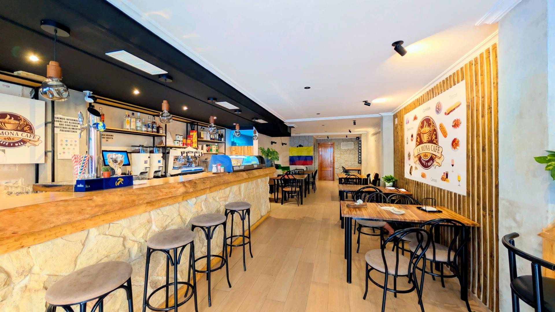 ¡LOCAL COMERCIAL ACONDICIONADO COMO BAR EN CARRÚS TOTALMENTE - foto 2