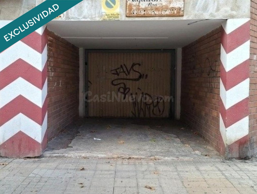 Garaje cerrado de 15 m² en Av. de Portugal 78 - foto 2