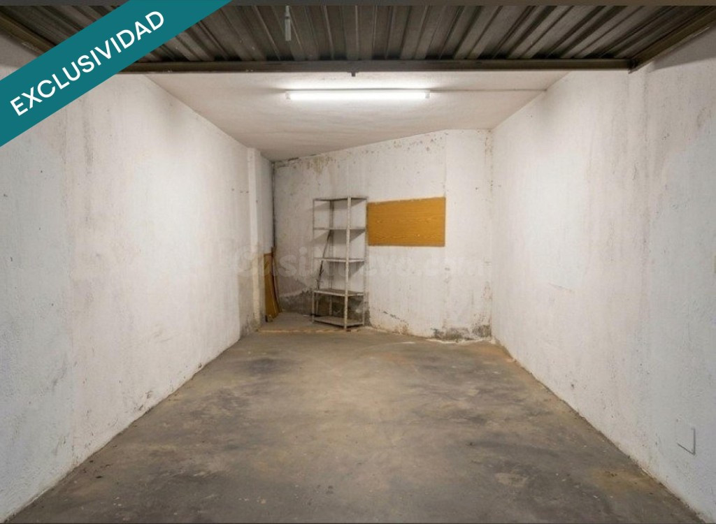 Garaje cerrado de 15 m² en Av. de Portugal 78 - foto 3