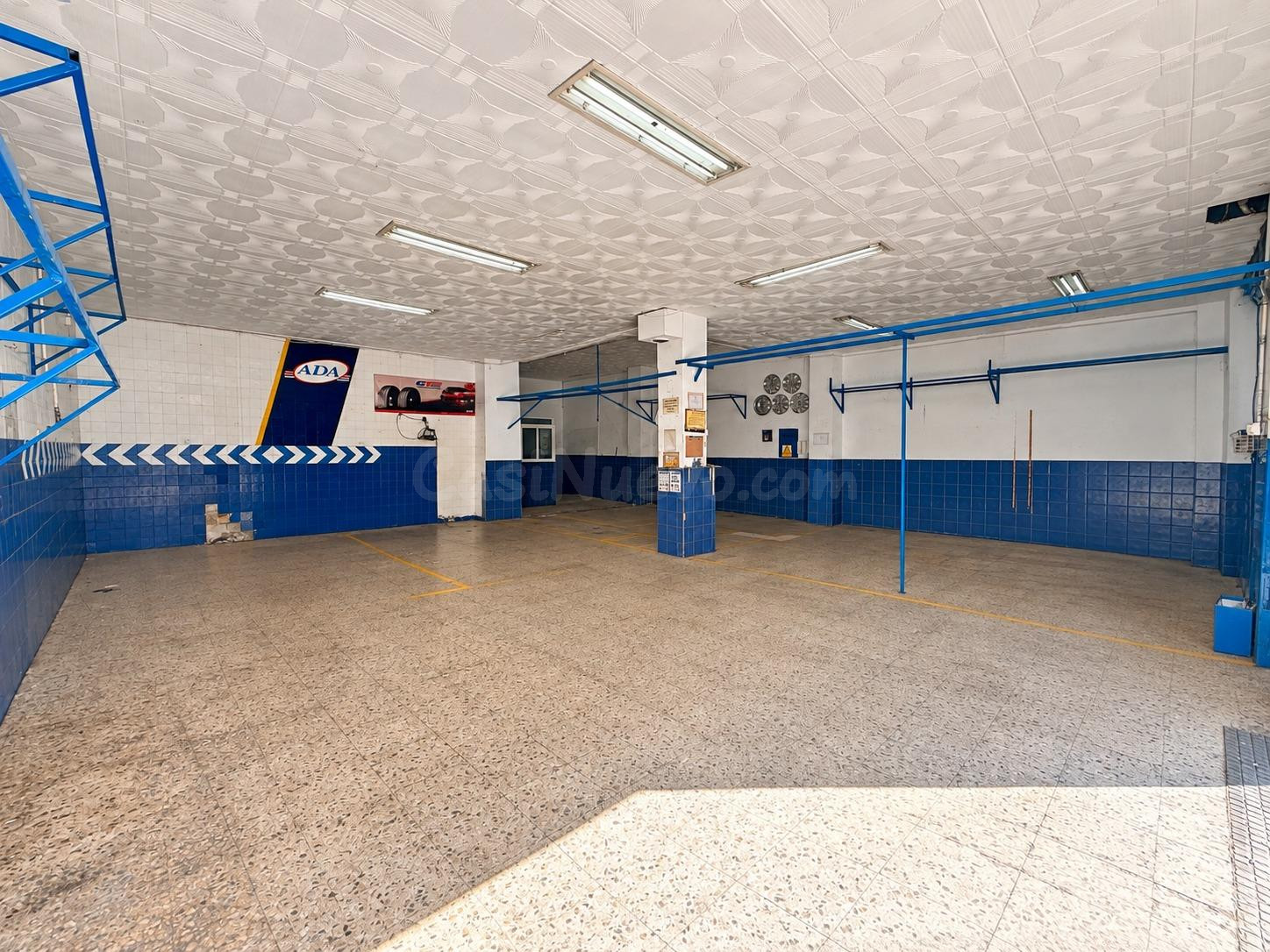 Gran Local con muchas posibilidades en Fígares - foto 4