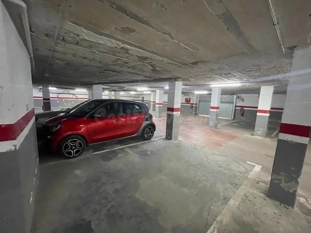 Plaza de parking Doble en en Barri de la Salut!! - foto 3