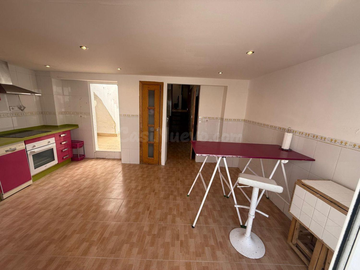 MAGNIFICA CASA EN FERNAN NUÑEZ!! - foto 4