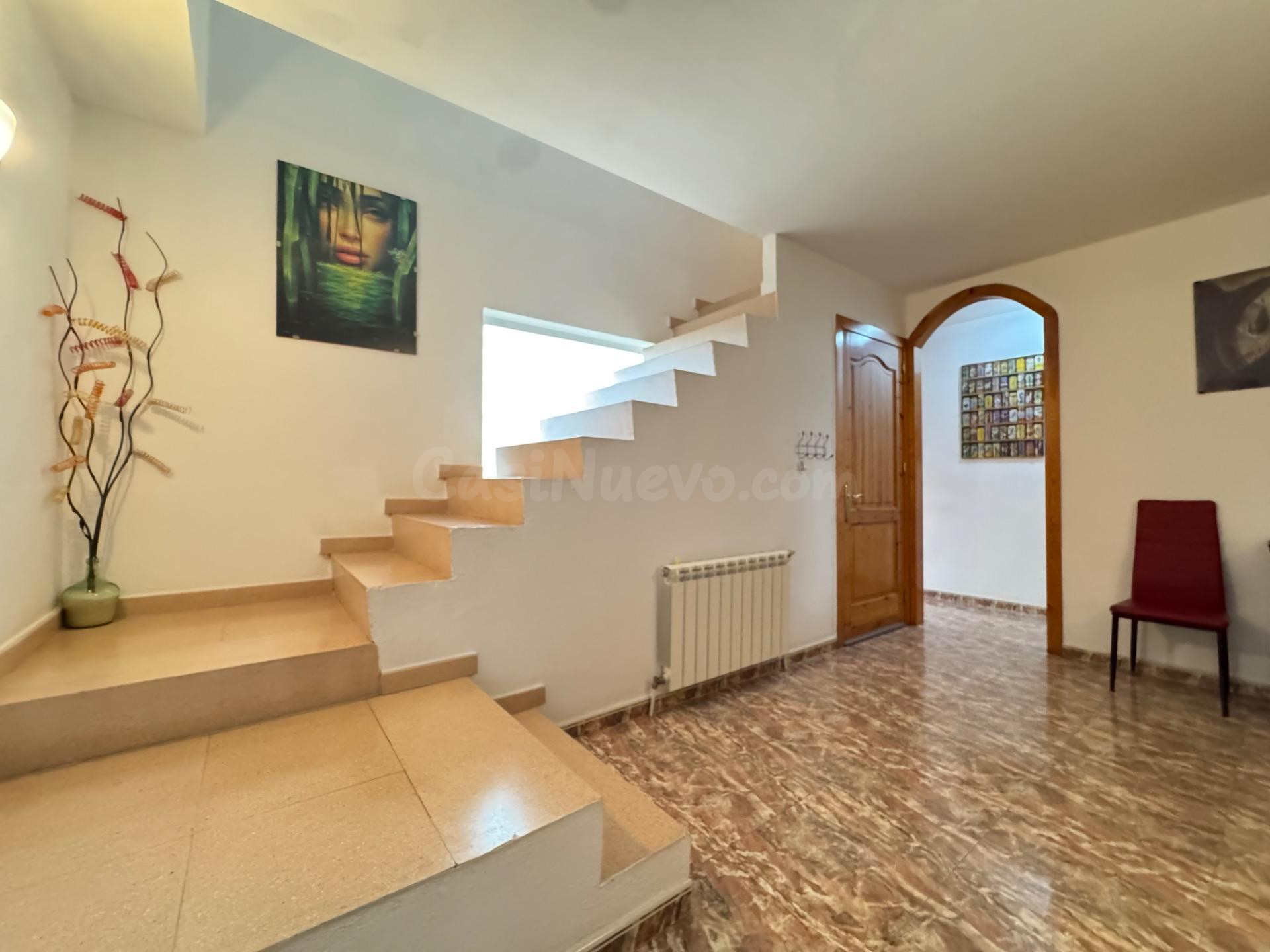 FANTASTICA CASA A LOS CUATRO VIENTOS EN EL SARRAL CON 4.400M