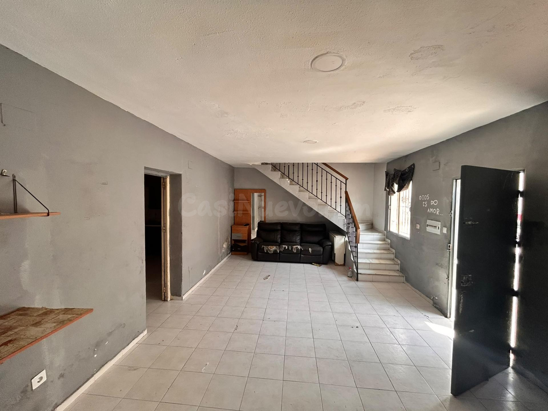 Casa adosada en venta en Atarfe zona barranco - foto 4