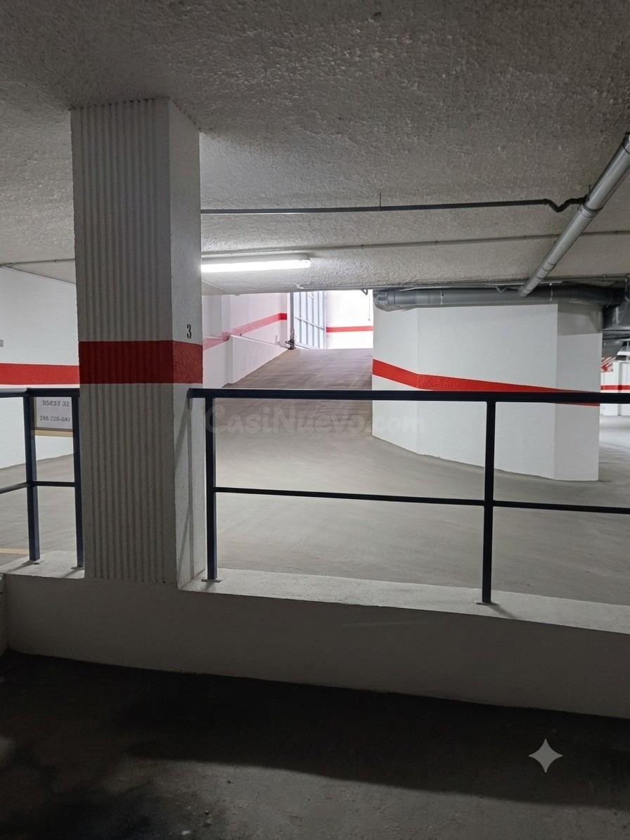 PLAZA DE GARAJE EN PLENO VIAL NORTE - foto 3