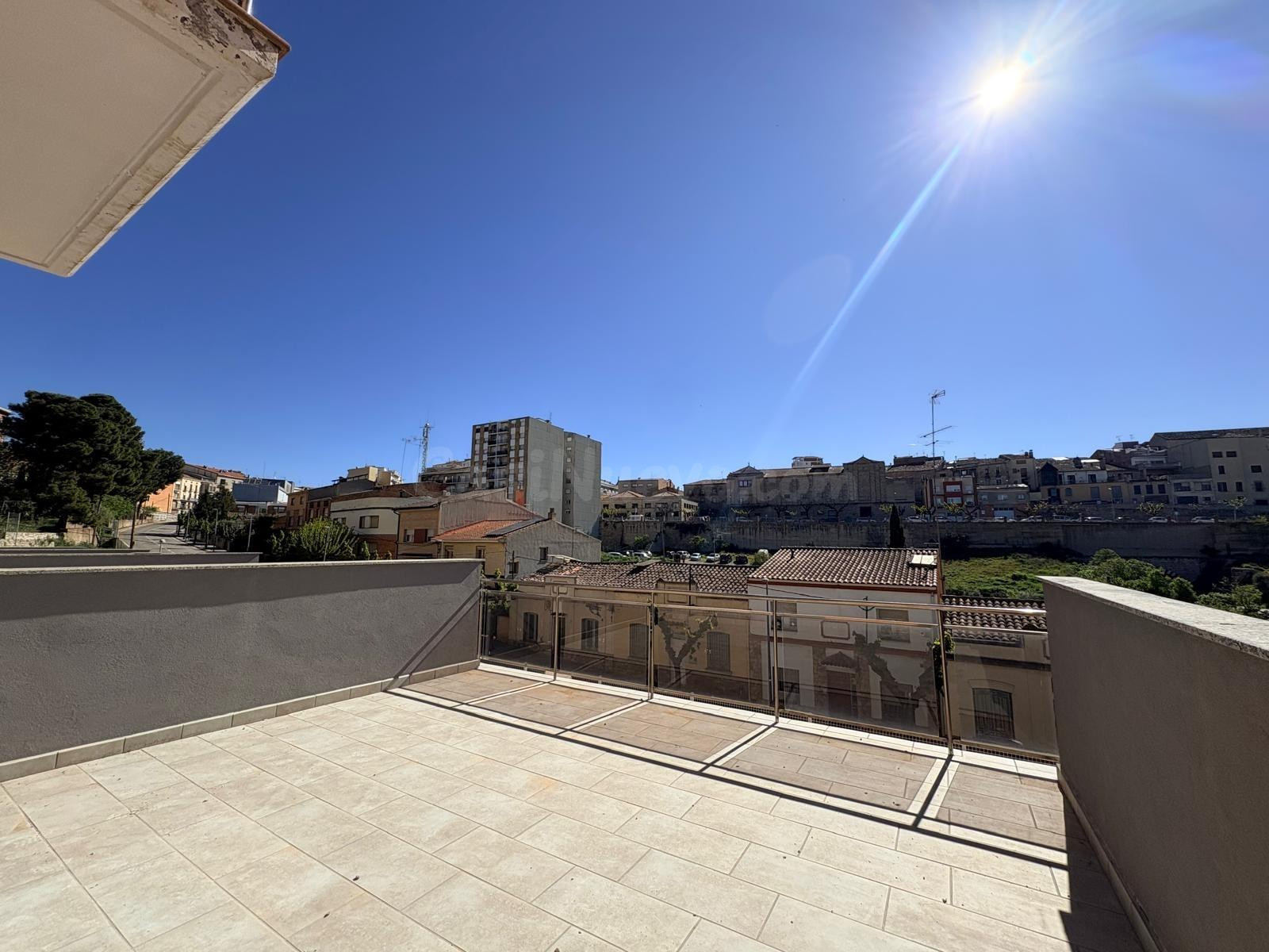 Espectacular Chalet a Cervera de 3 y 4 dormitorios por estre - foto 4