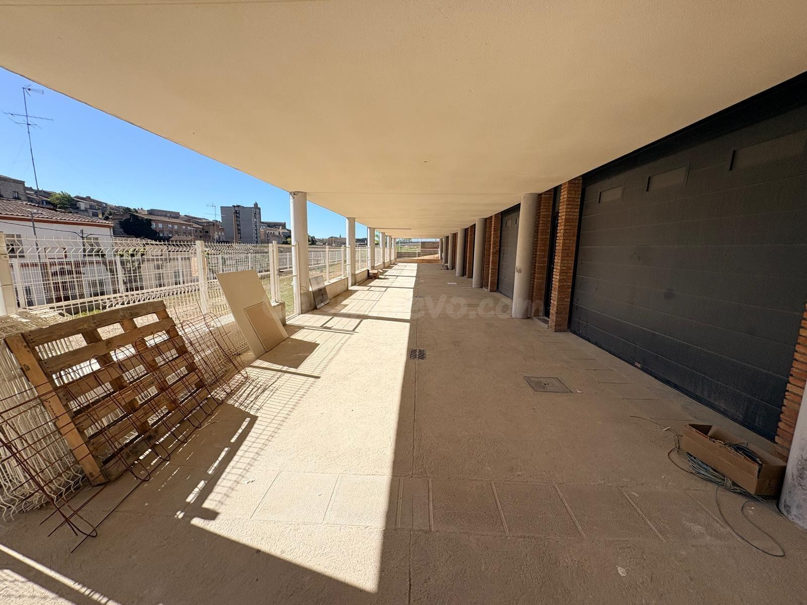 Obra Nova a Cervera- Chalets adosados de 250m2 construidos,  - foto 5