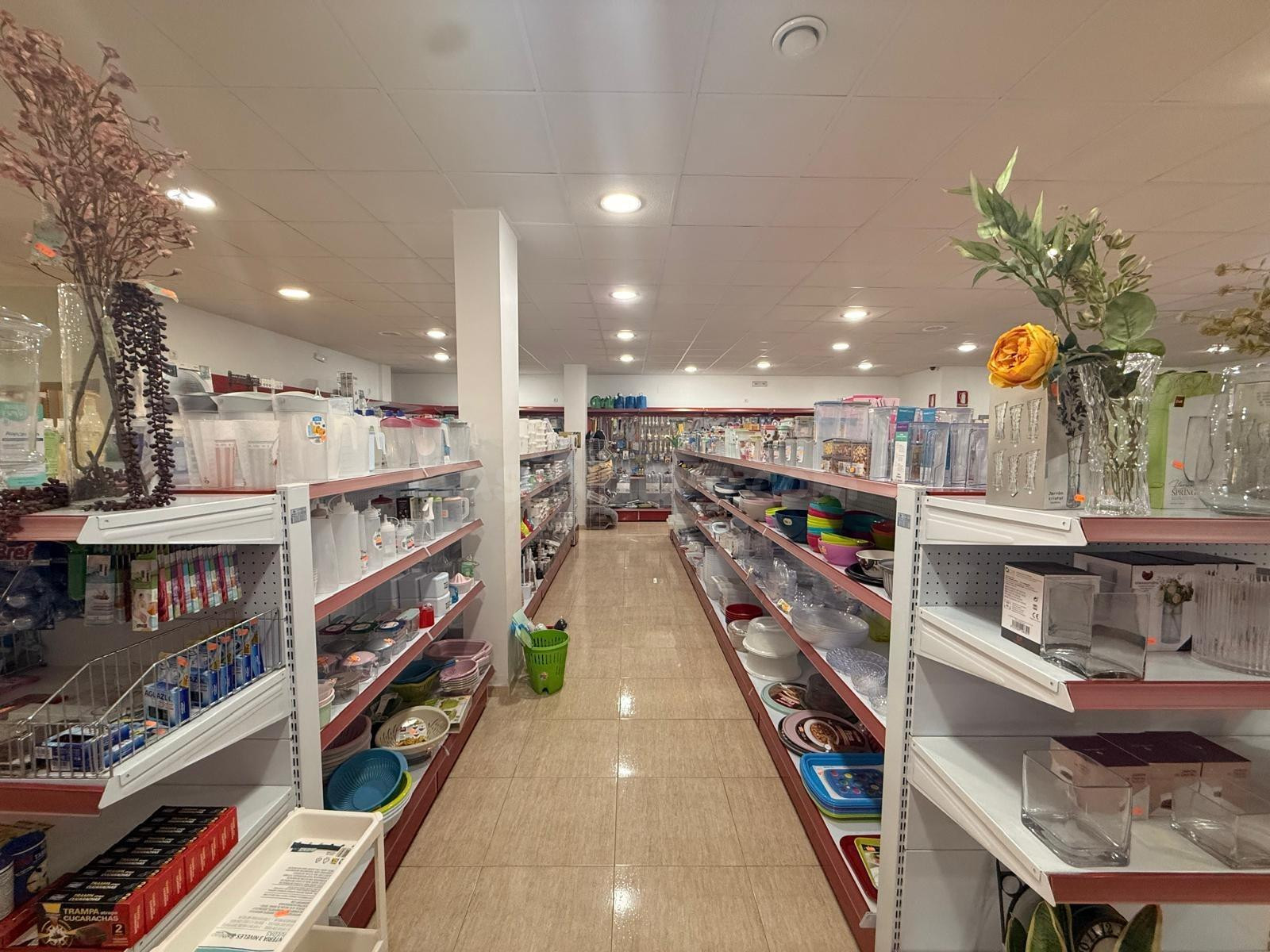 Amplio local comercial de 517 m2 en una ubicación estratégic - foto 4