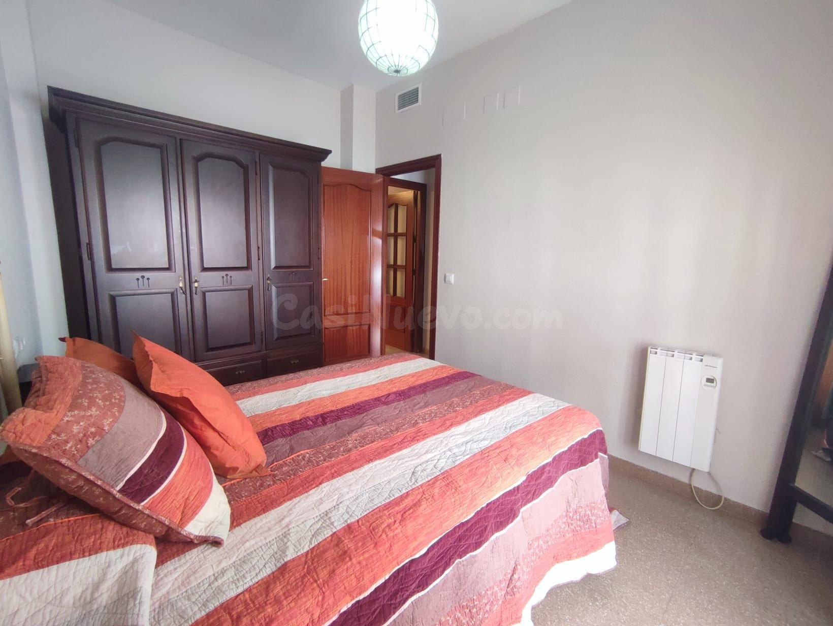 ESTUPENDA VIVIENDA JUNTO A LA AV. BARCELONA, DOS DORMITORIOS - foto 4
