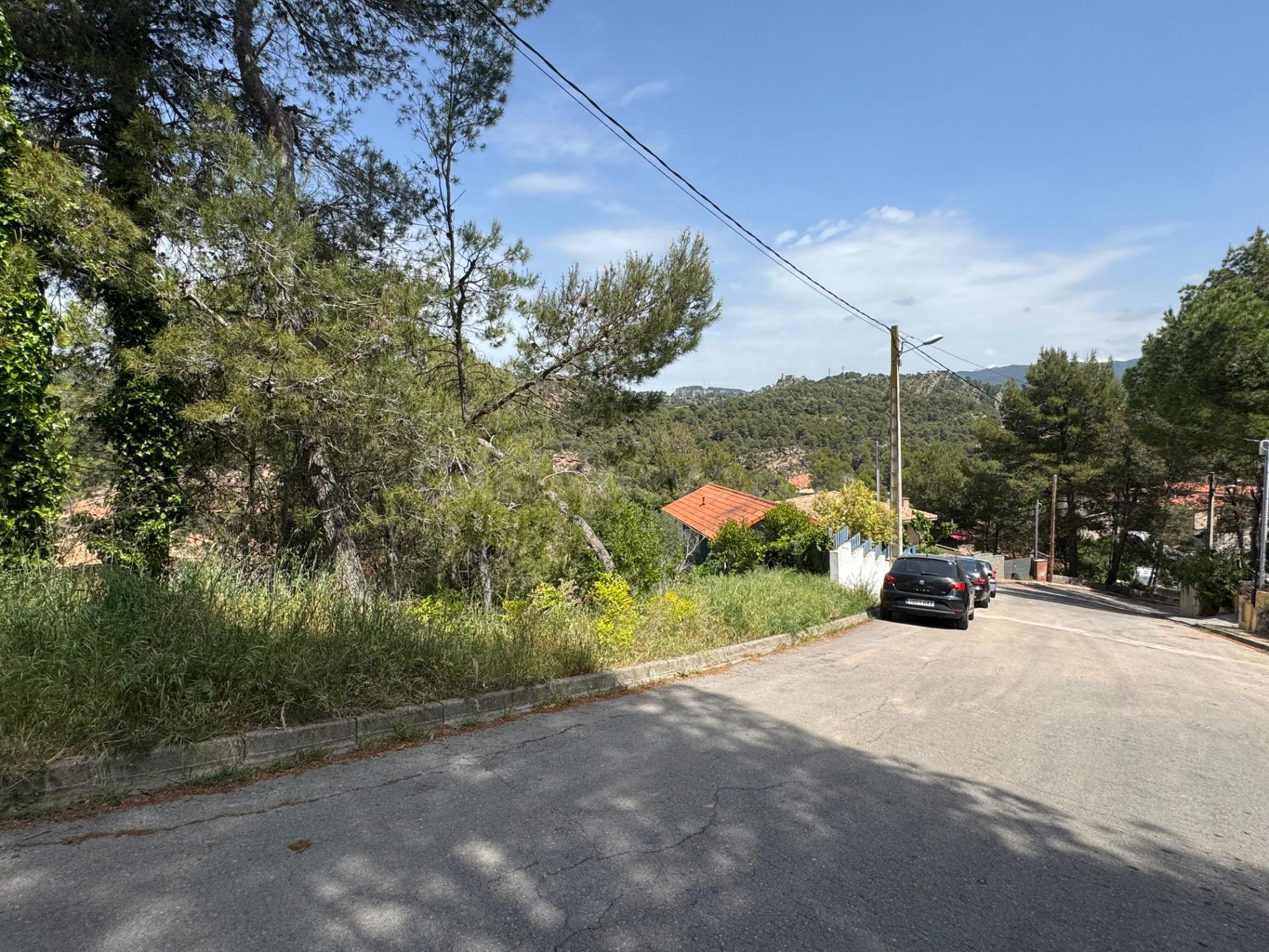 TERRENO EN URB. LES GARRIGUES DE LA POBLA DE CLARAMUNT