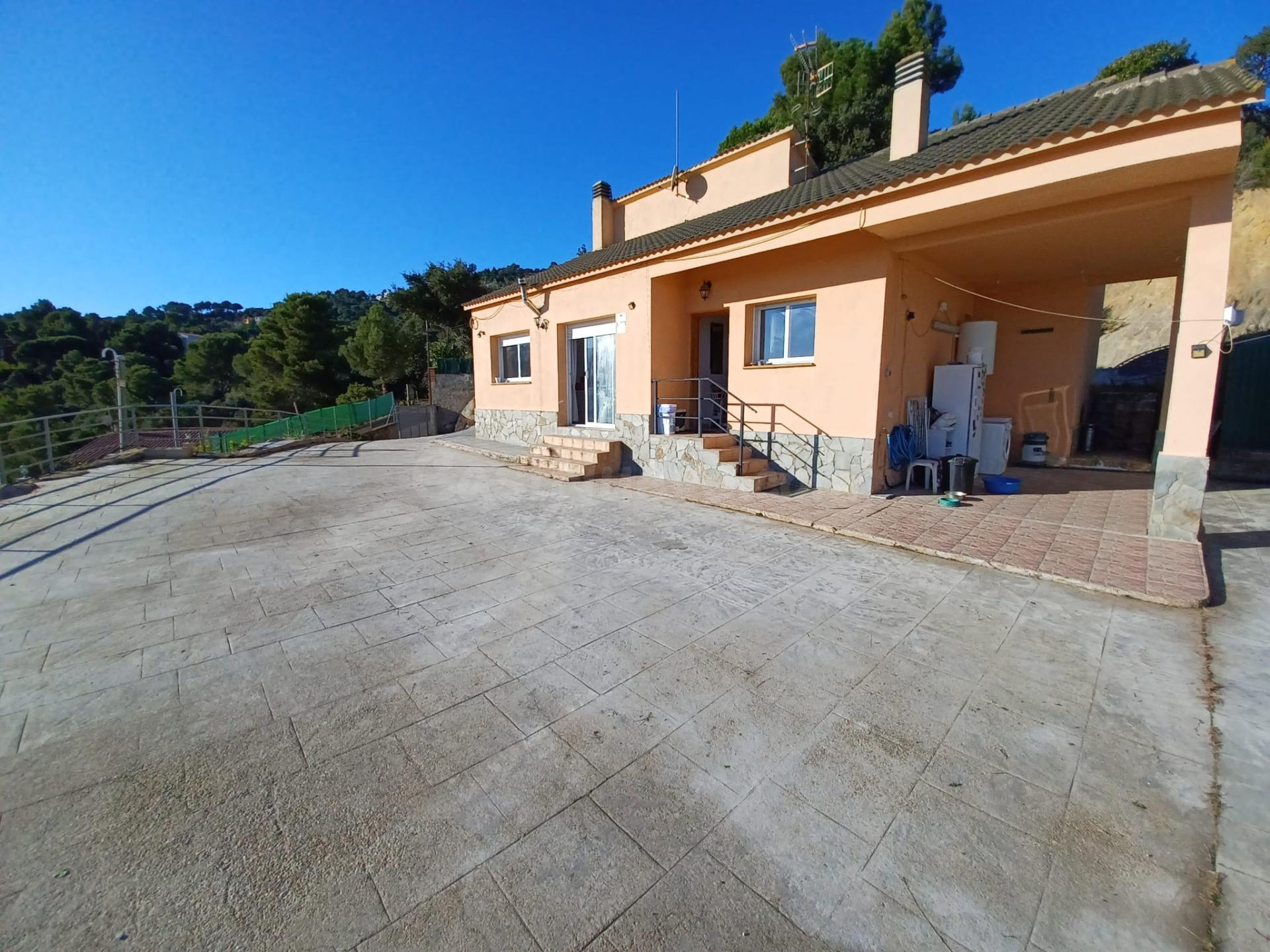 Fabulosa casa en venta en palafolls