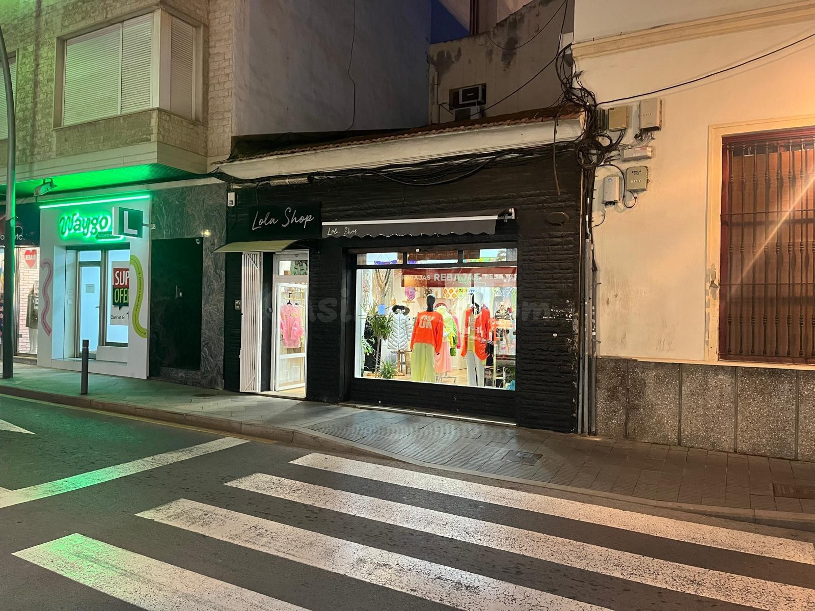 Local Comercial Unico - foto 3