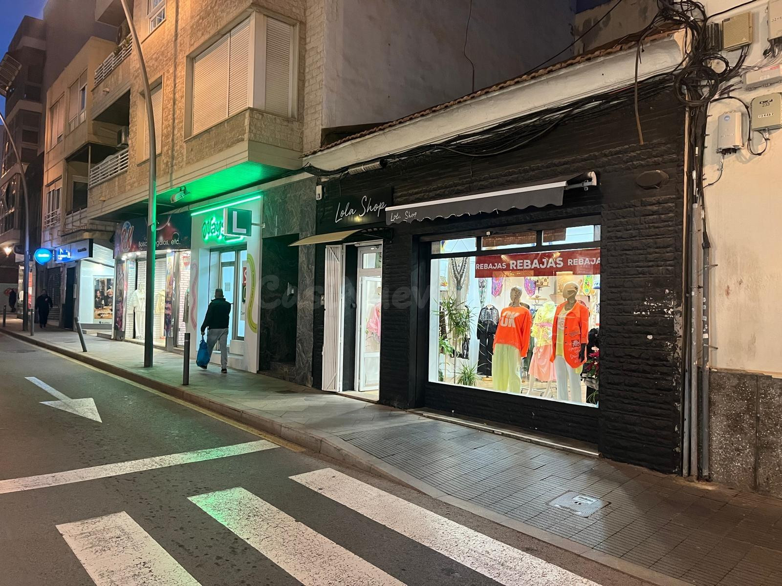 Local Comercial Unico - foto 4