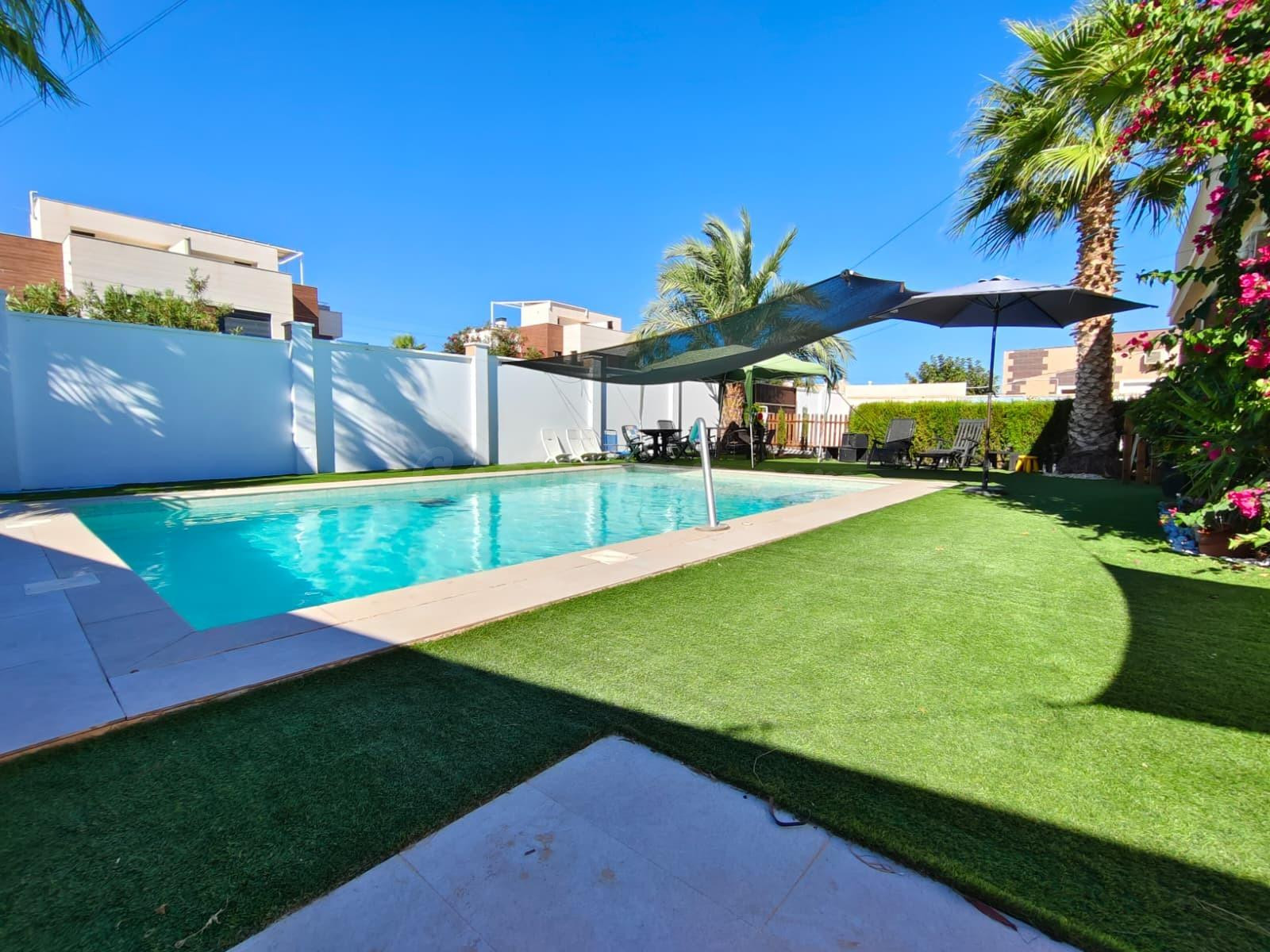 Chalet independiente en planta única con piscina nueva – Tor - foto 5