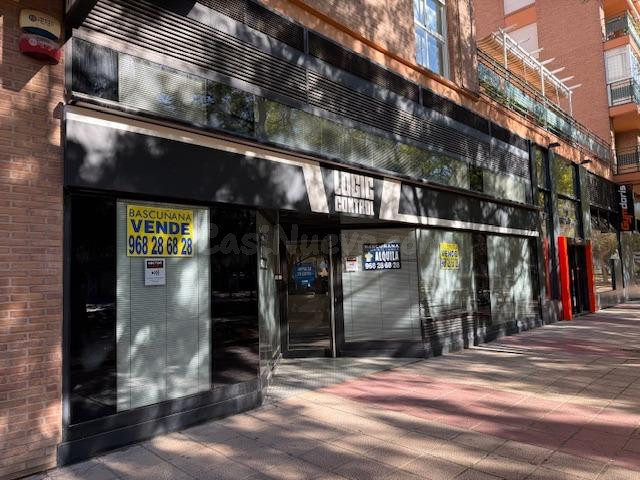 VENTA LOCAL COMERCIAL ZONA RANERO