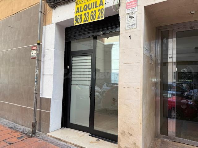 ALQUILER LOCAL 9M2. APROX., DIAFANO, BUEN ESTADO, JUNTO PLAZ - foto 3