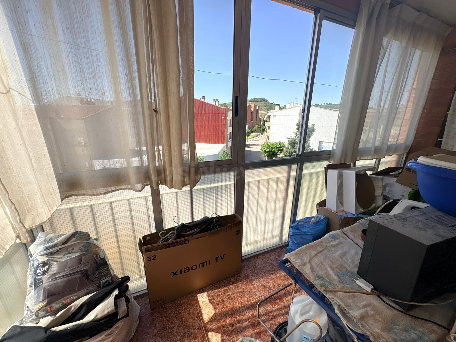 Oportunidad Piso en calaf de 90m2, 4 dormitorios, terraza y  - foto 3