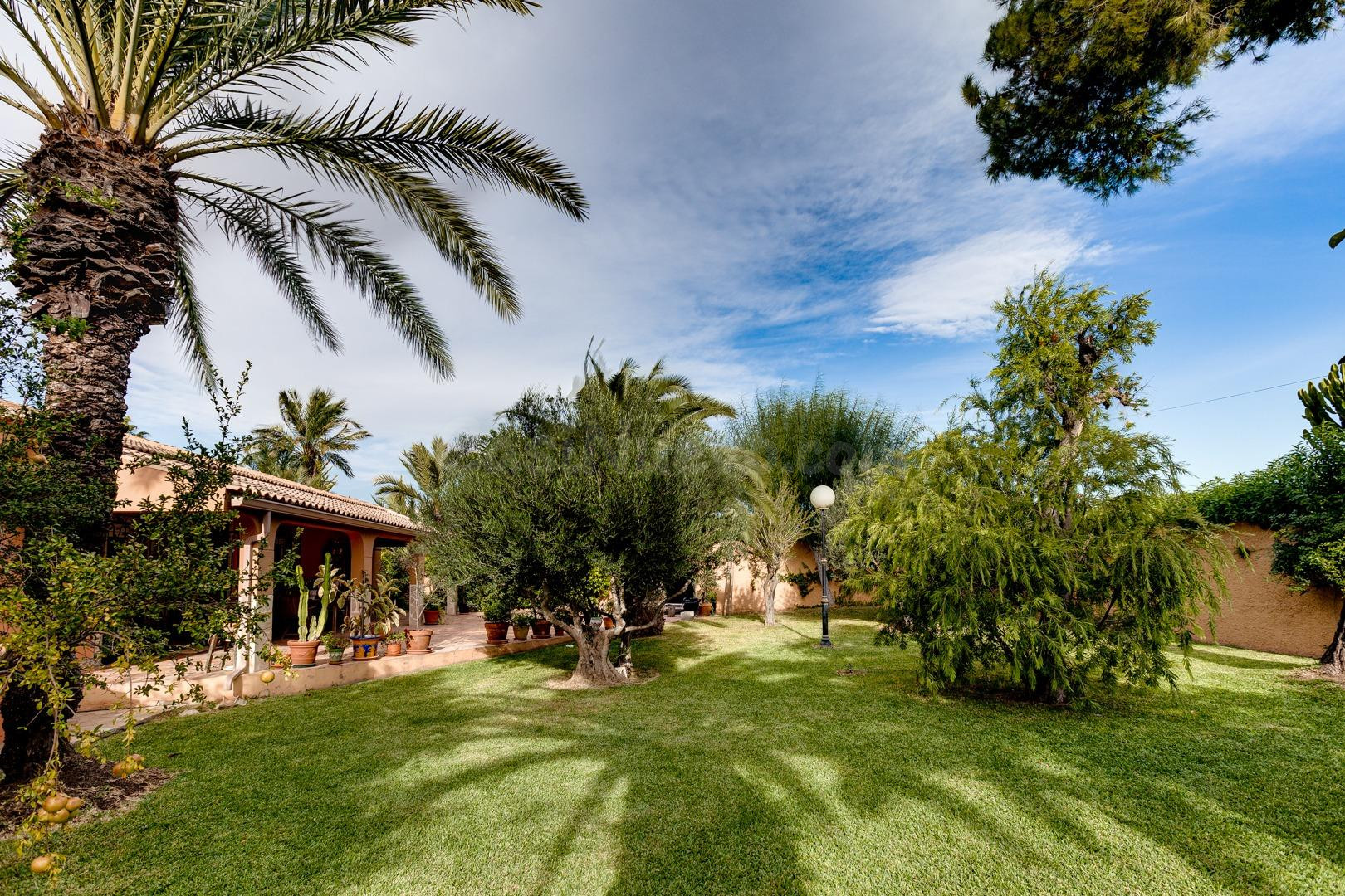 En Venta Villa de Lujo en San Luis Torrevieja
