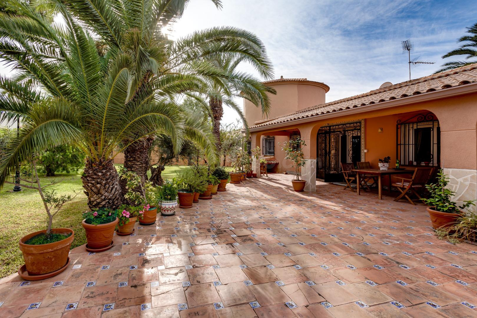 En Venta Villa de Lujo en San Luis Torrevieja - foto 5
