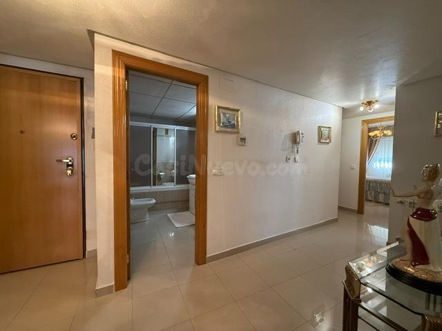 Venta de pisos en Juan de Borbón - foto 5