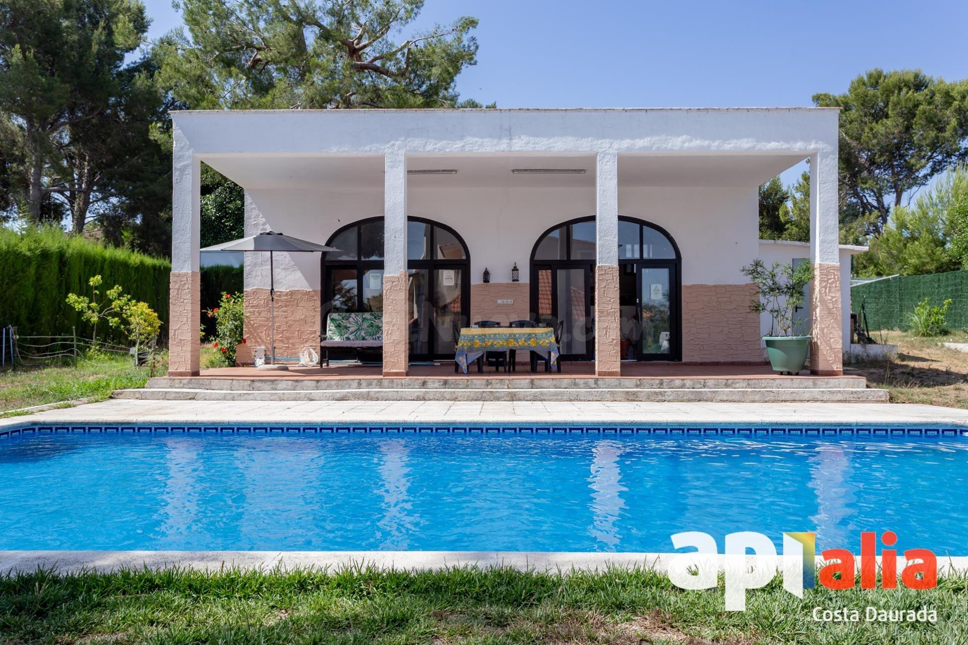 Espectacular chalet torre en Cap Salou. ¡Con piscina privada - foto 4