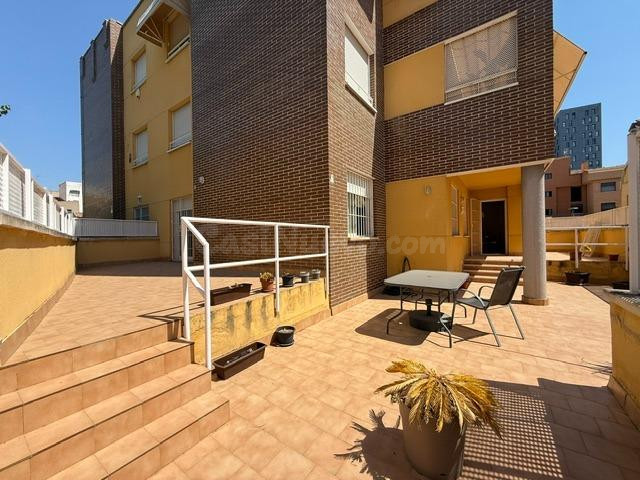 VENTA DE PISO EN JUAN CARLOS I, JUNTO AL JC1