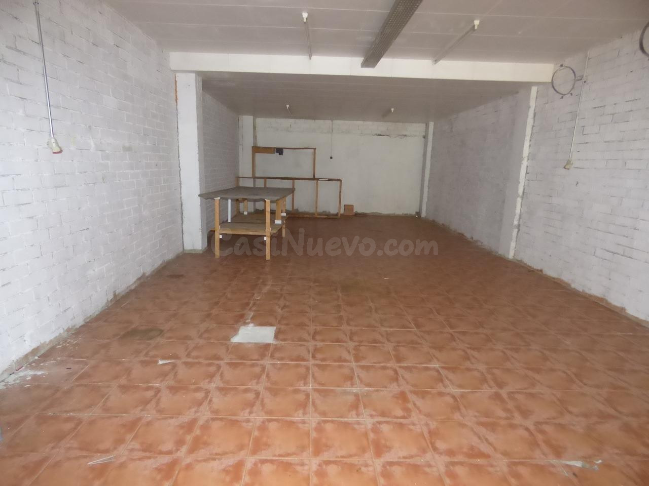 Amplio Local Comercial en el Corazón de Malgrat de Mar por s - foto 5