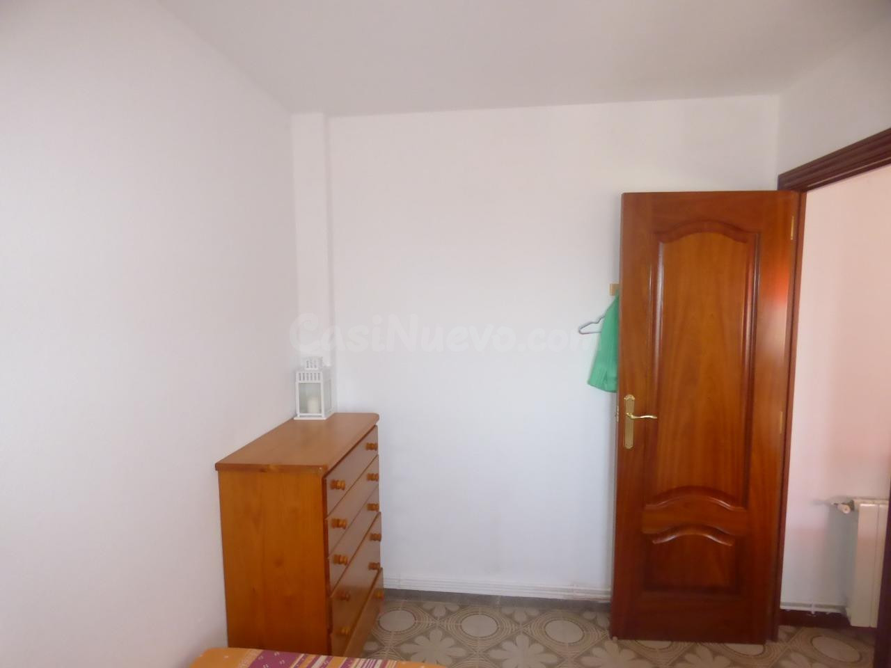 Piso Esquinero de 3 habitaciones con Vistas al Mar en Primer - foto 4