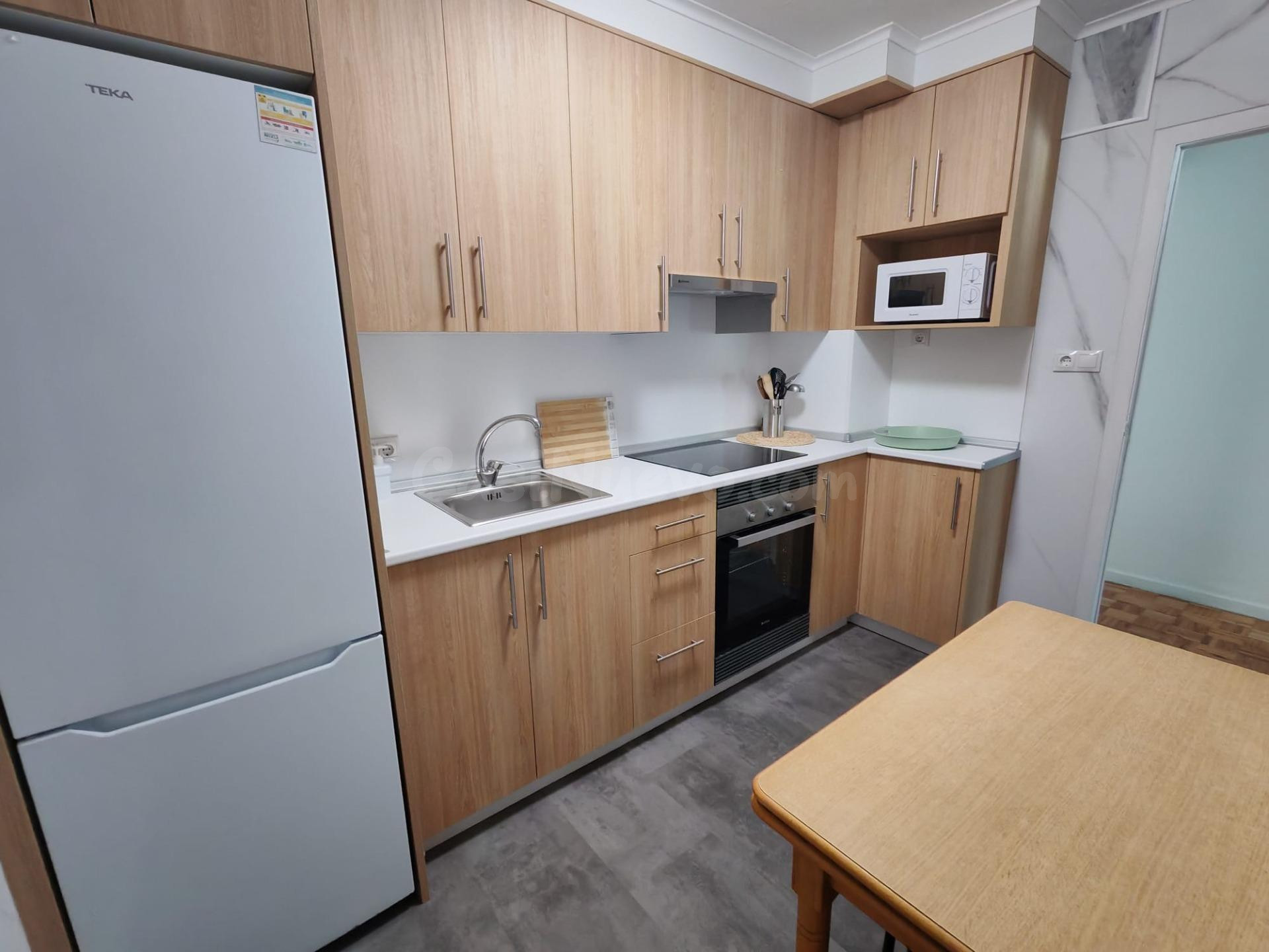 Piso para estudiantes de cuatro habitaciones en zona Peritos - foto 2