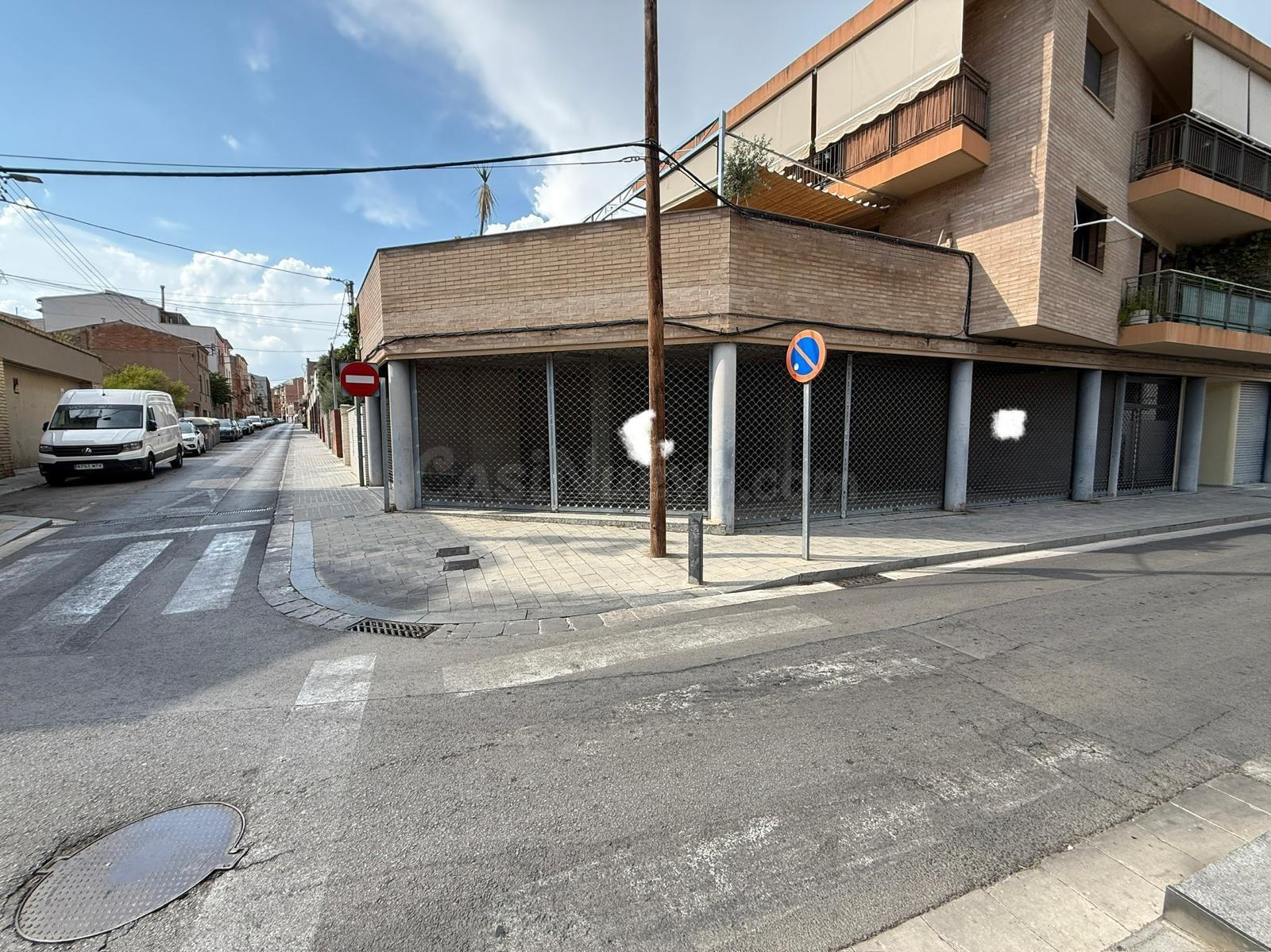 Amplio Local Comercial en Igualada - foto 4