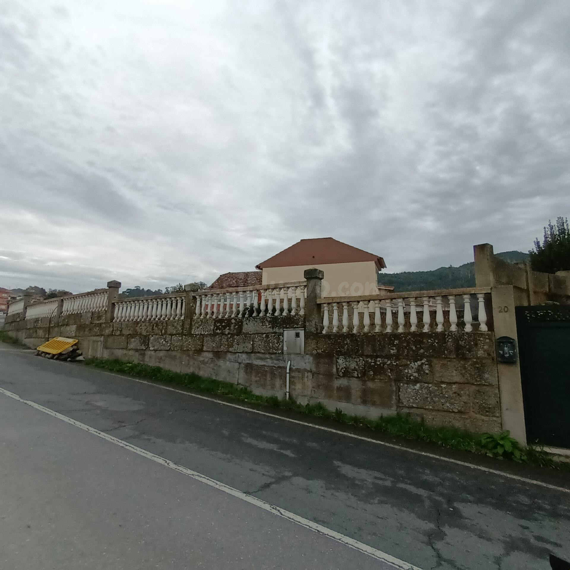 Parcela urbana en Coruxo - foto 2