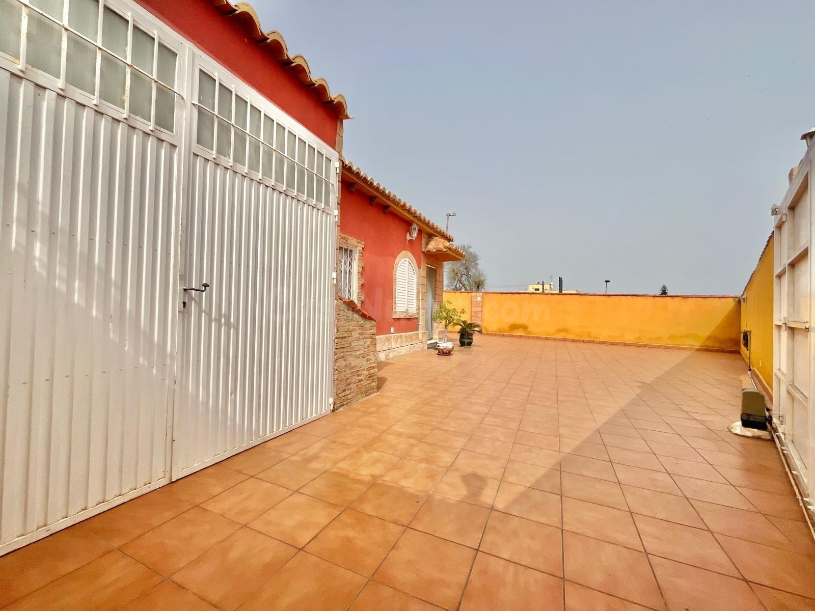 Chalet independiente con gran parcela y privacidad en Los Ba - foto 5