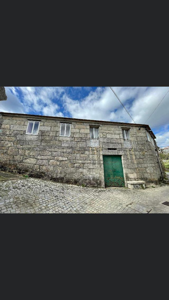 Casa de piedra para reformar