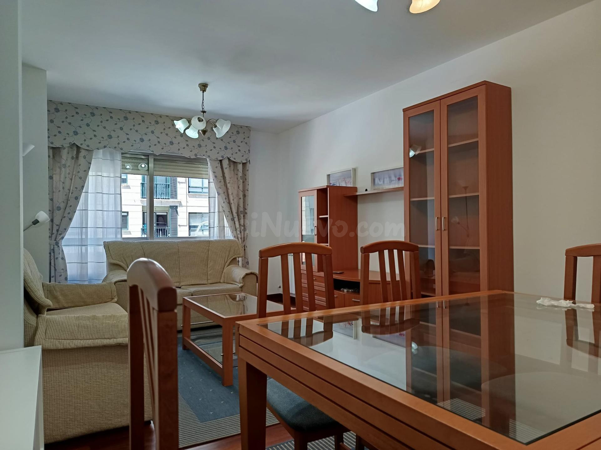 Piso 3 habitaciones y garaje en calle Aragón