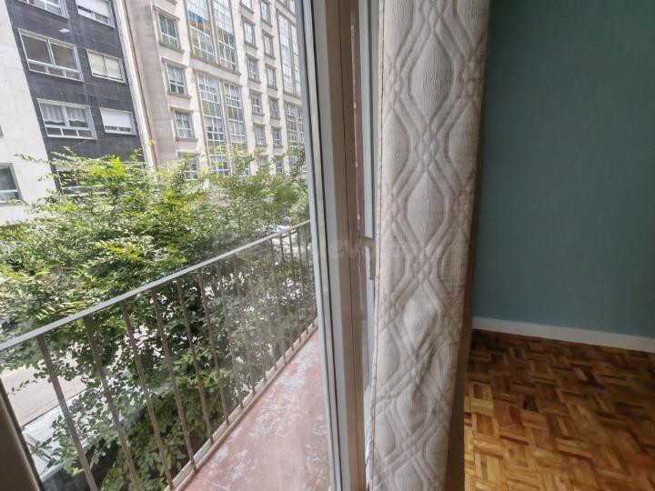 Piso a estrenar en Conde de Torrecedeira, Centro - Sin amueb - foto 3