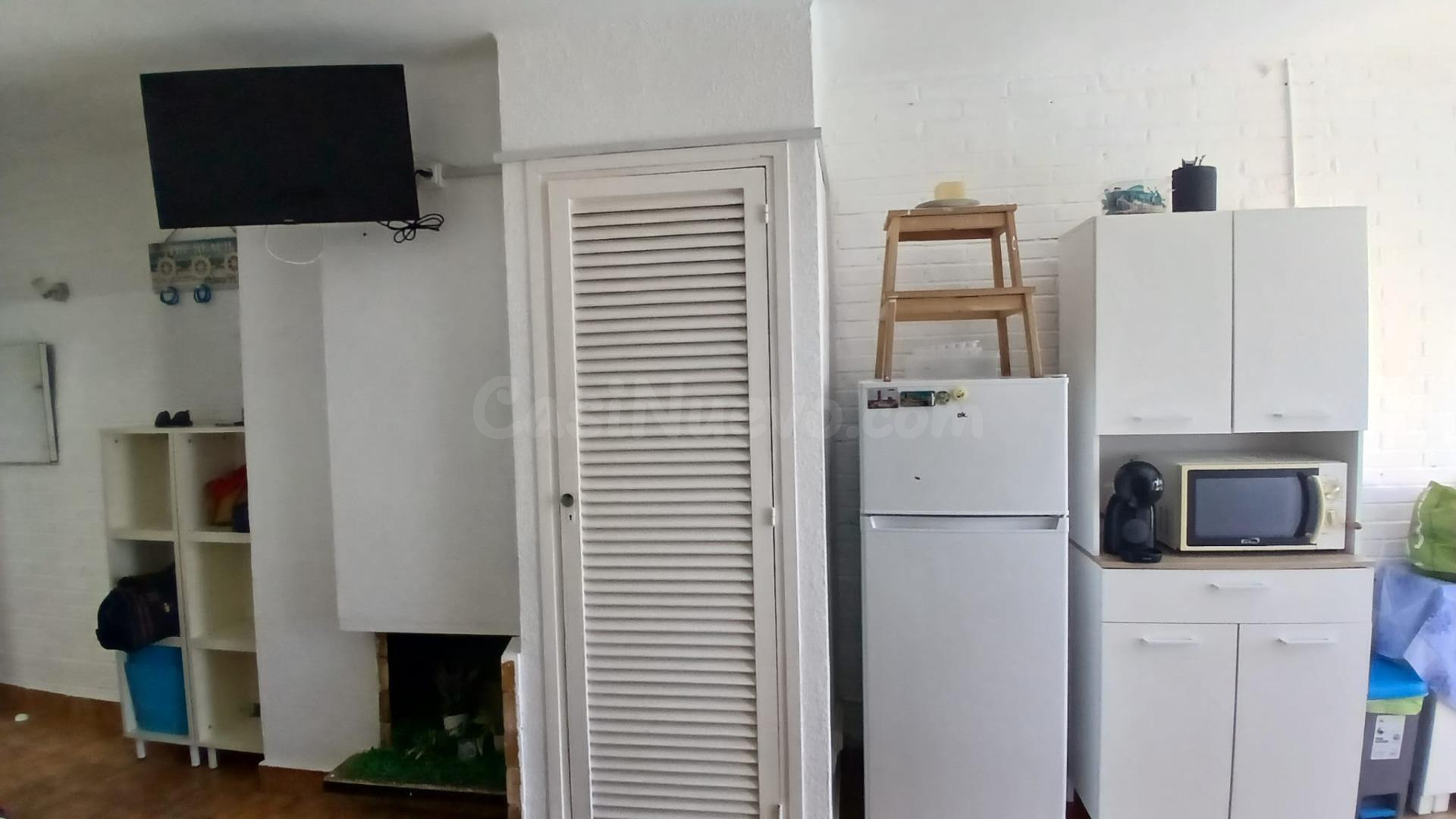 Estudio completamente amueblado en La Pineda. A unos pasos d - foto 5