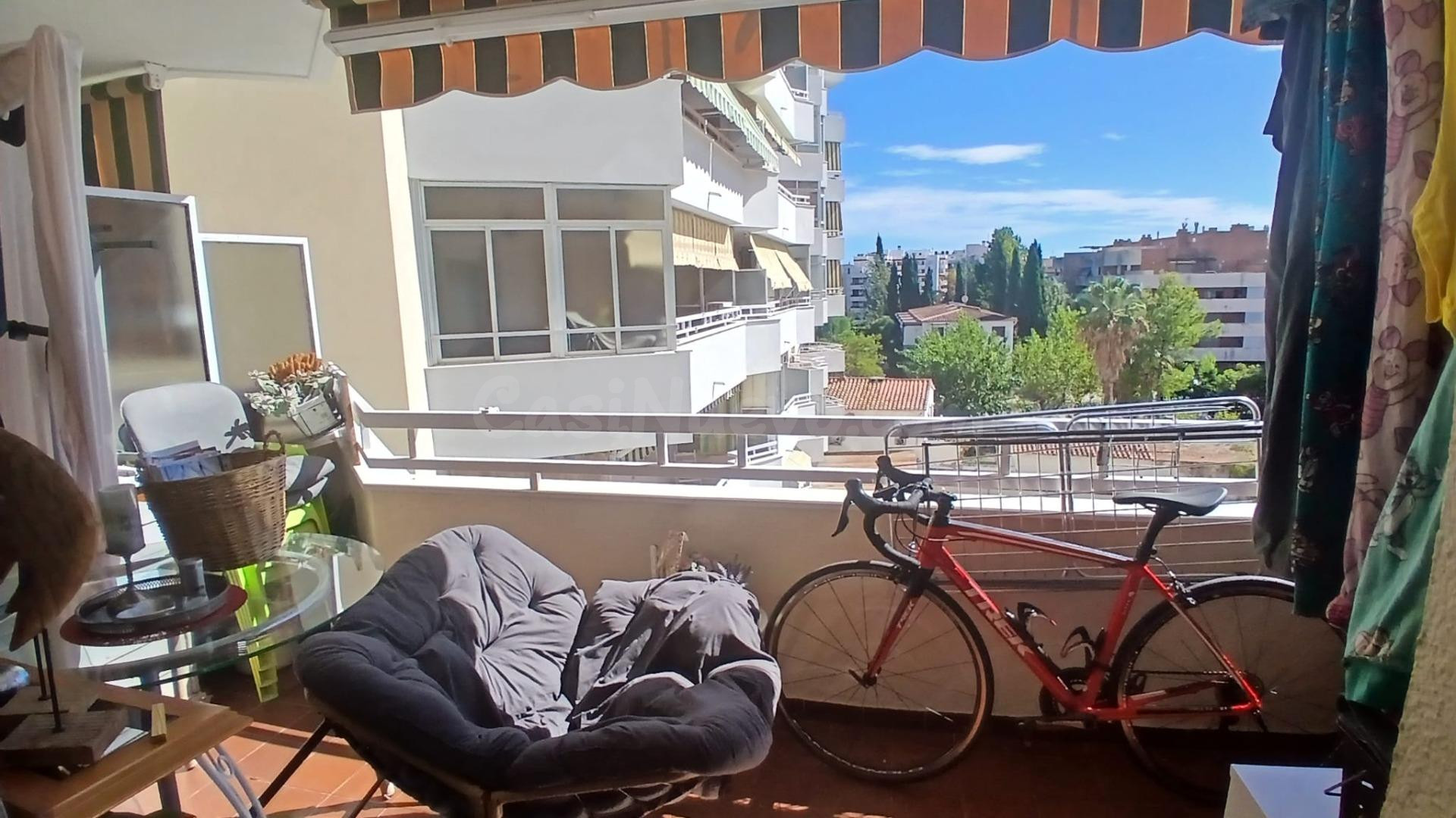 Amplio piso totalmente reformado en el corazón de Salou. A u - foto 3