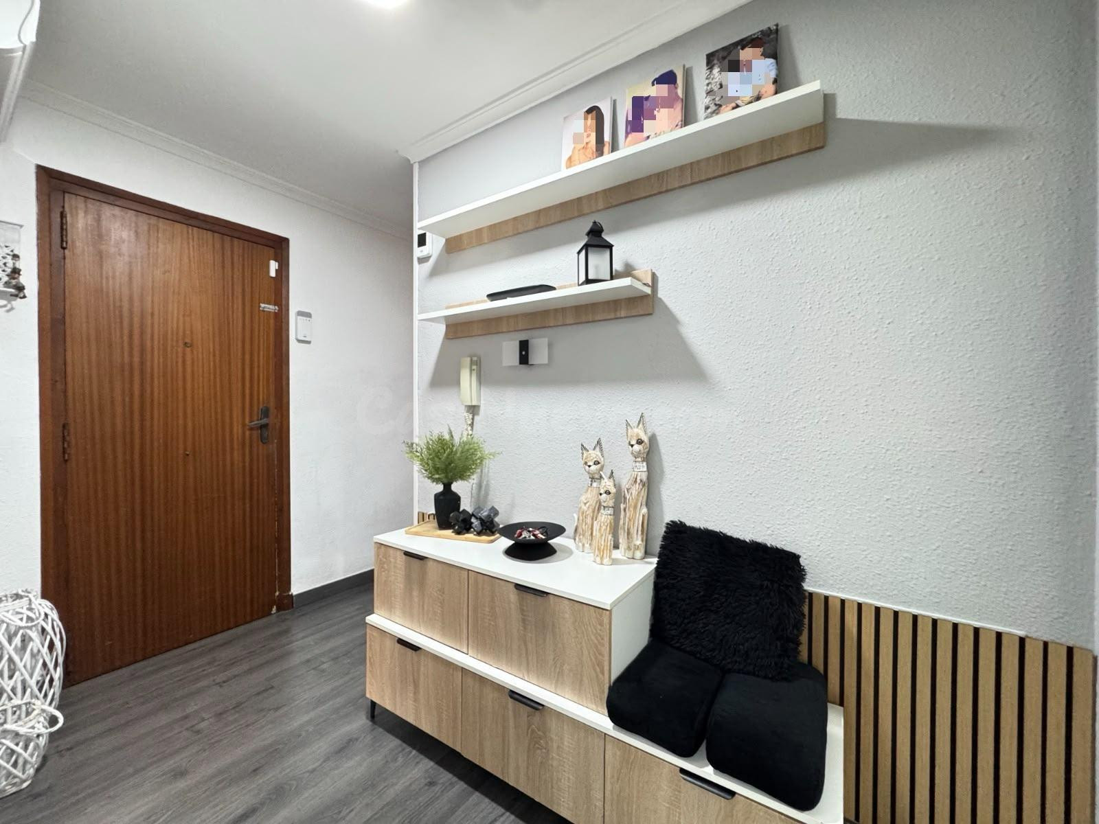 Amplio piso totalmente reformado en el corazón de Salou. A u - foto 5