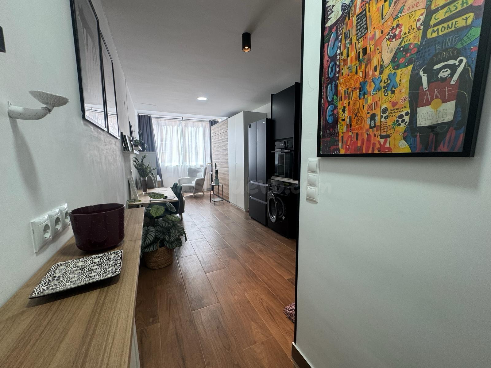 Estudio totalmente reformado a 100 metros de la playa de la  - foto 3