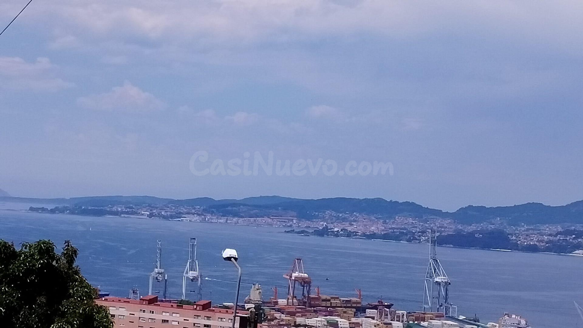 Solar Urbano de 1.228 m2 en Vigo con vistas a la ría y obra  - foto 3