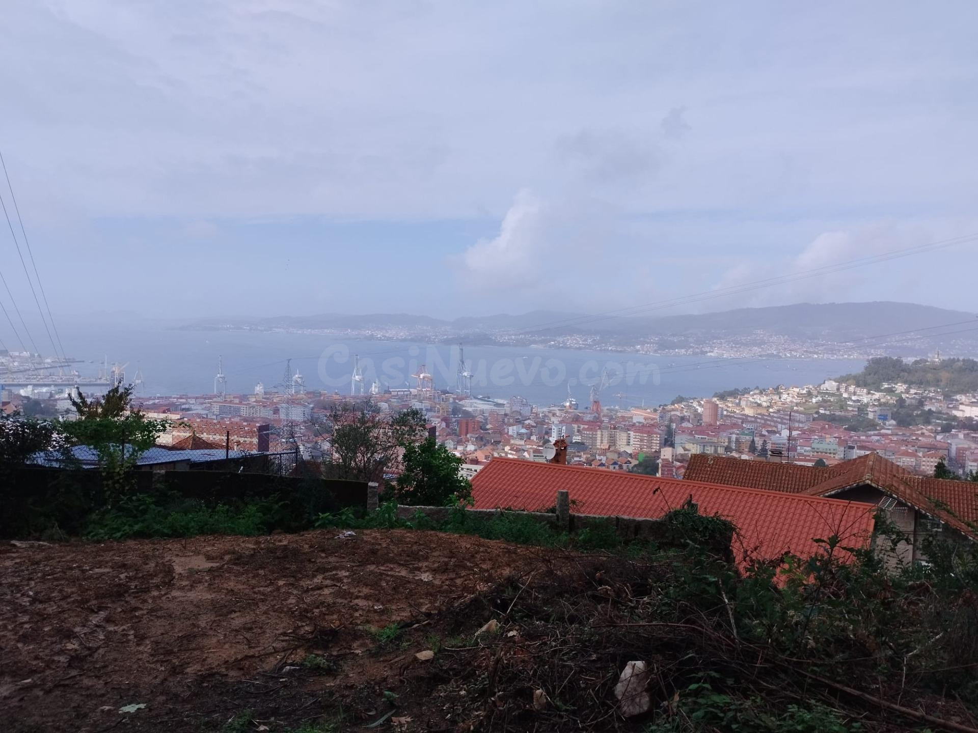 Parcela Urbana en Teis, Vigo, con Vistas a la Ría.