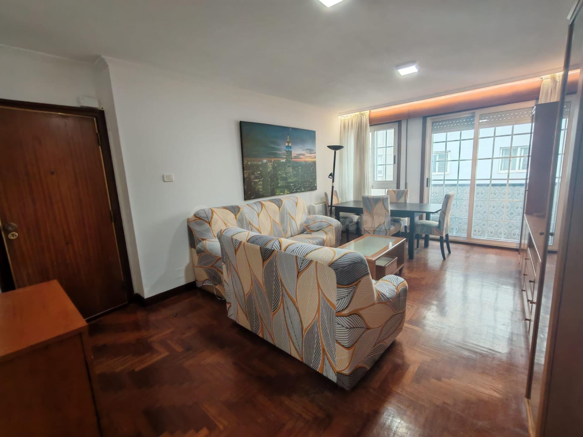 Piso en Doctor Corbal con garaje y trasero - foto 2