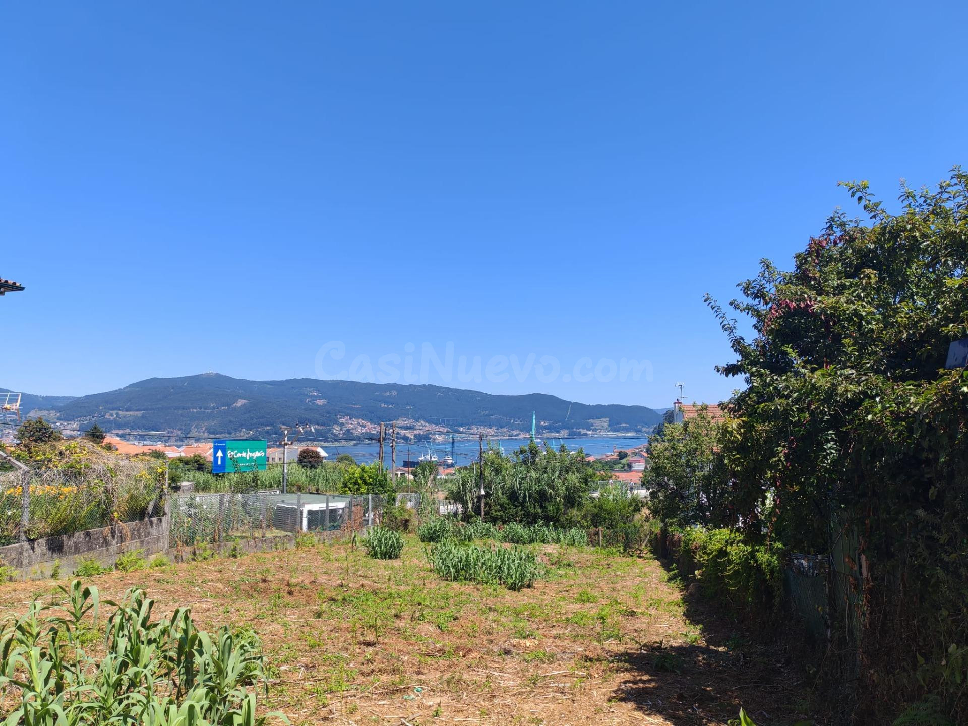 Terreno Urbano de 675 m2 en Teis con vistas al mar - foto 2