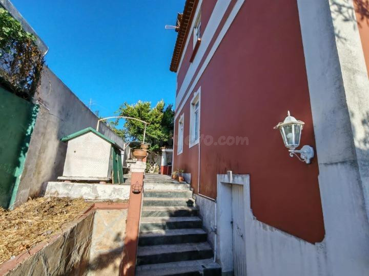 Chalet independiente con jardín en Alcabre - foto 5