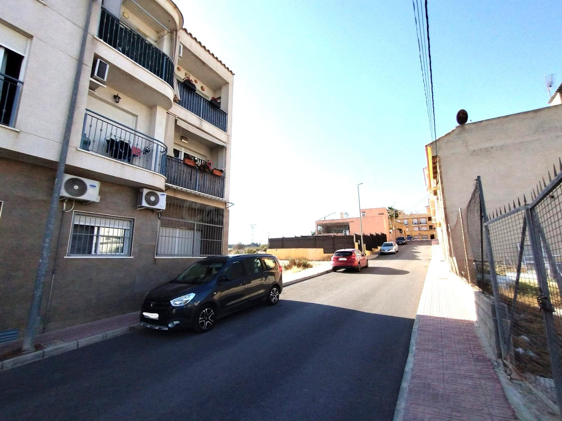 Oportunidad de adquirir esta plaza de garaje - foto 2