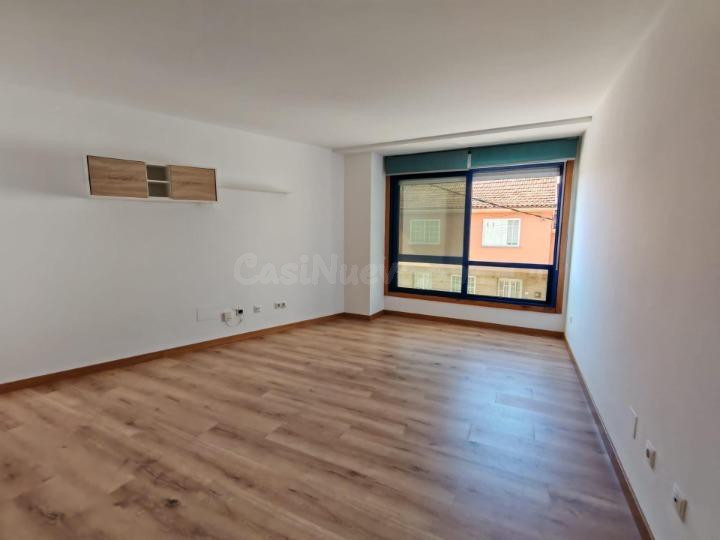 Piso dos habitaciones con garaje y trastero en Arcade - foto 3