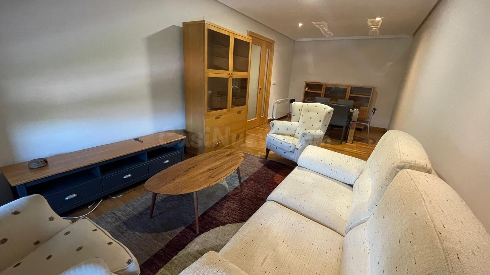 Preciosa vivienda exterior de 103 m2 con despacho junto al C - foto 2
