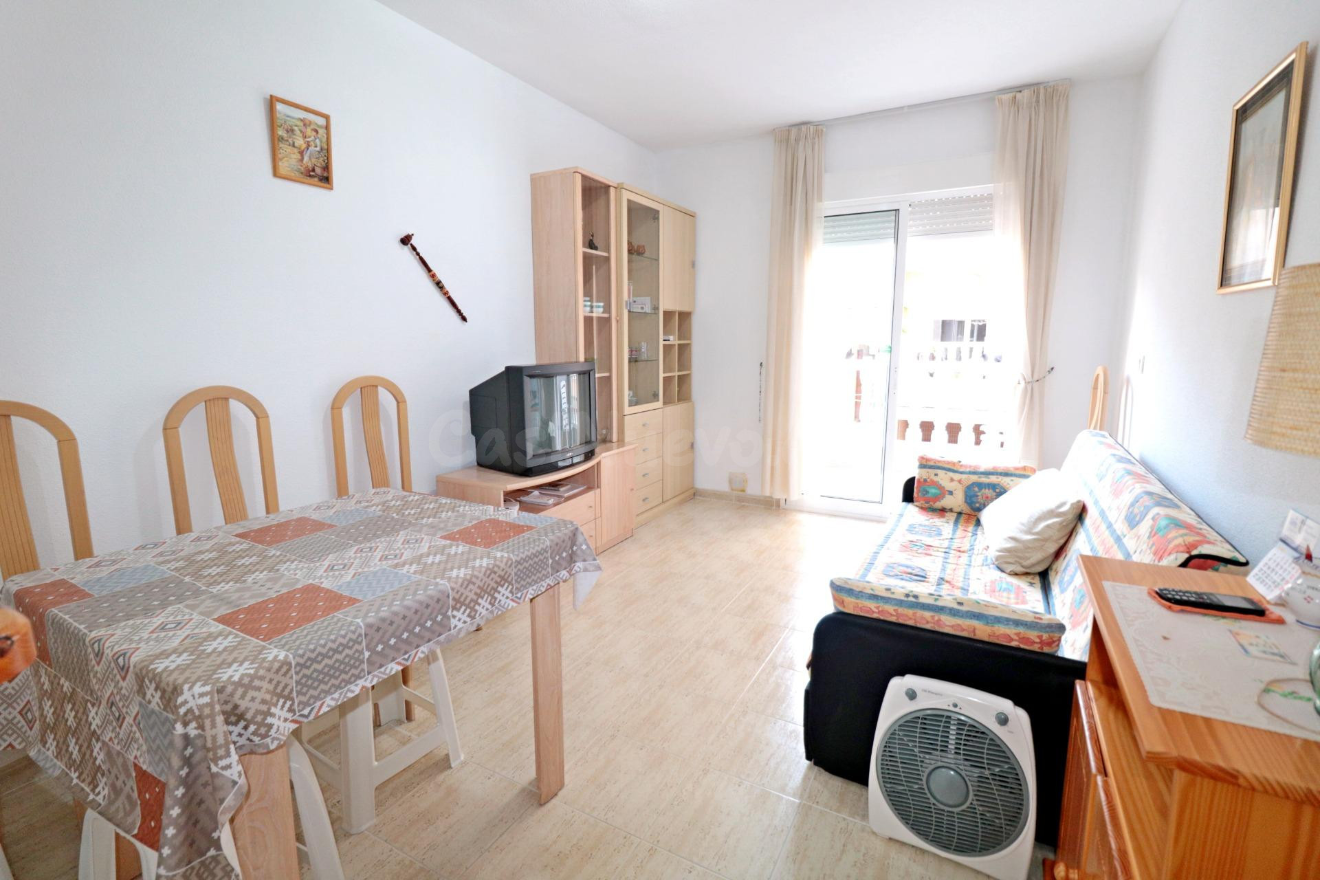 Encantador apartamento en Torrevieja, cerca del mar