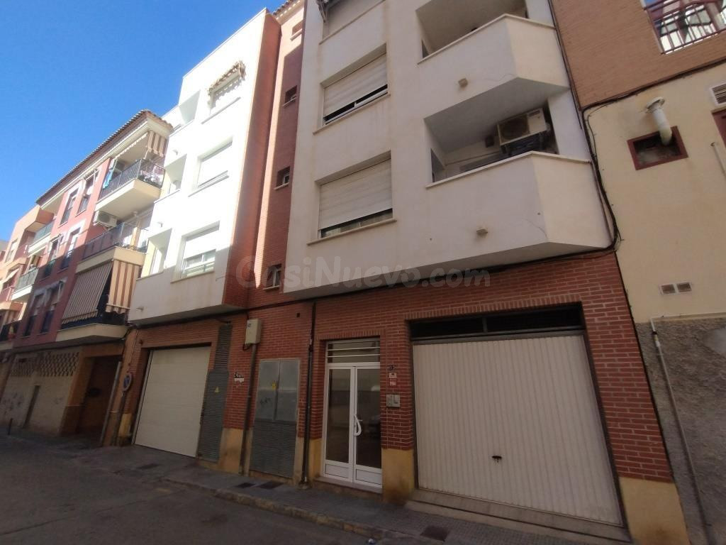 Vivienda con garaje y trastero