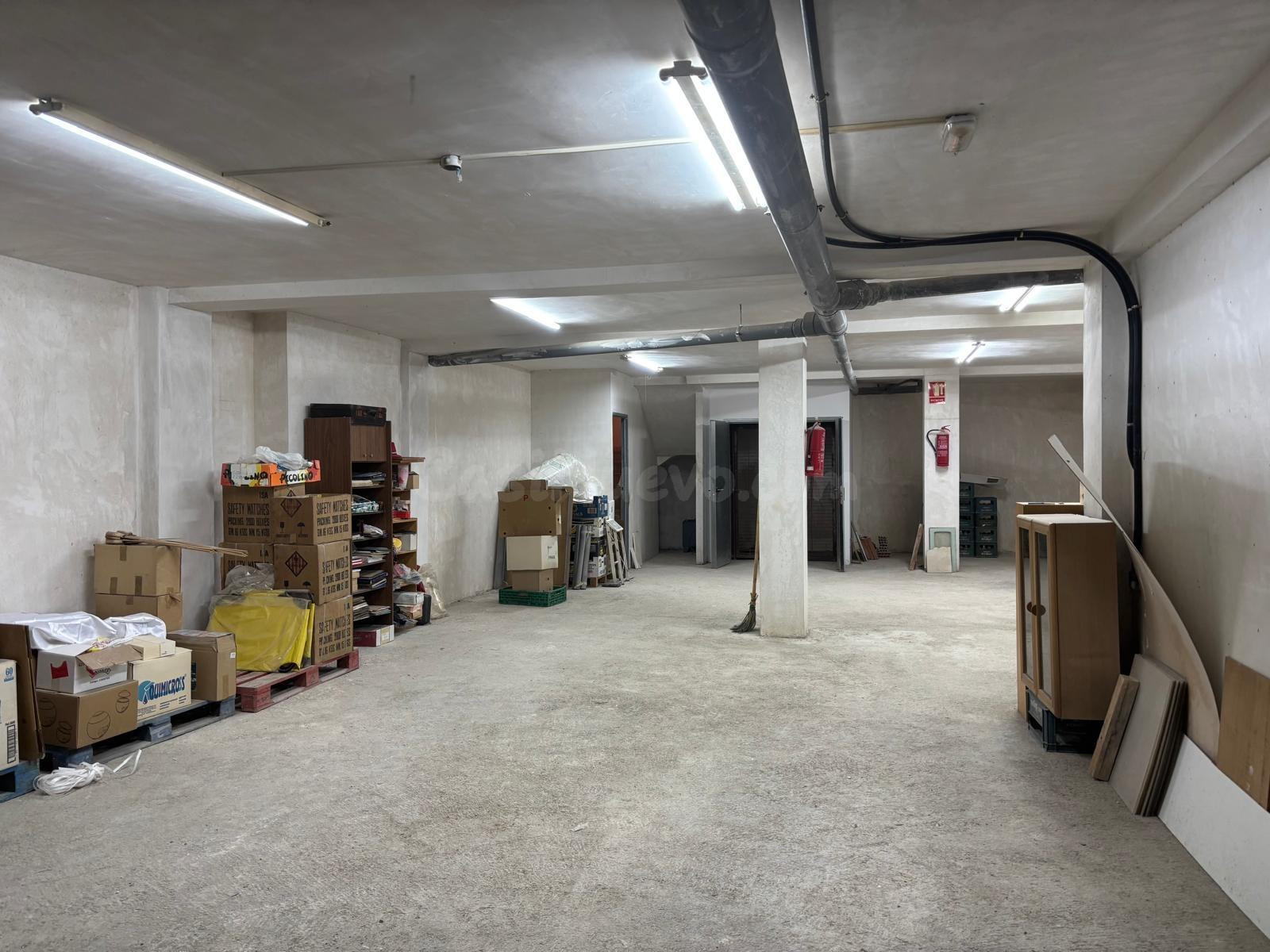 Local comercial 3 habitaciones 222m² en alquiler - Raval - P - foto 3